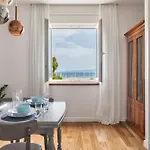 Seaway Balcony & Sea View