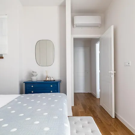 Seaway Balcony & Sea View Apartment *